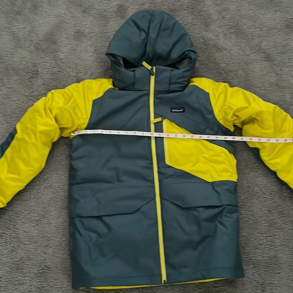Kids Patagonia Brand New With Tag Ski Jacket, XL 14
